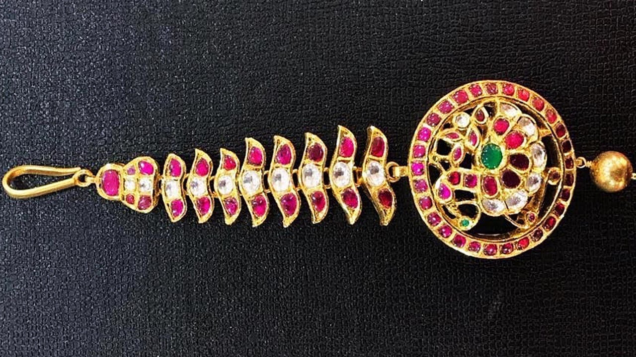 Exclusive Kundan Mang Tika Designs