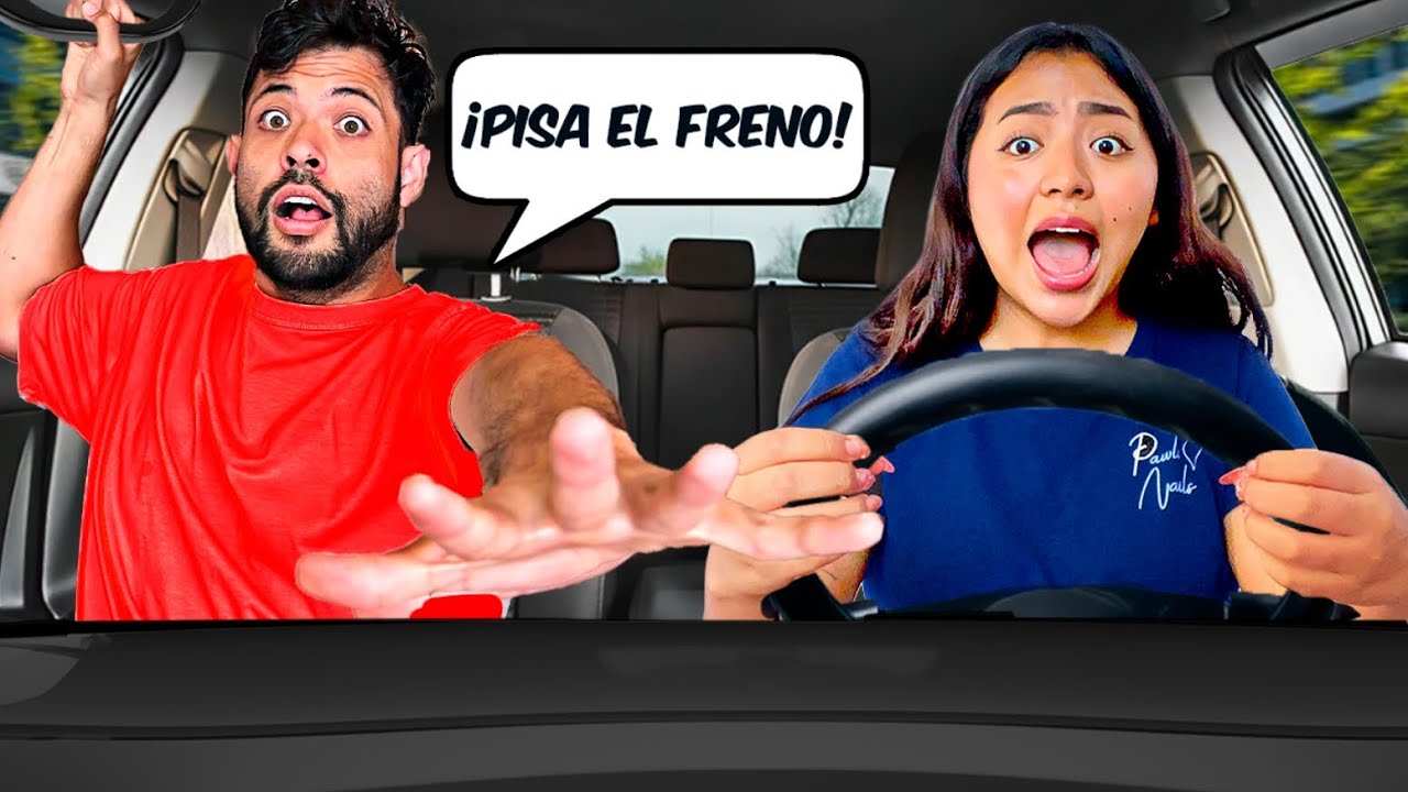 LE ENSEÑO A MANEJAR A BRIS! ¡Me atropelló ! 😨🚑