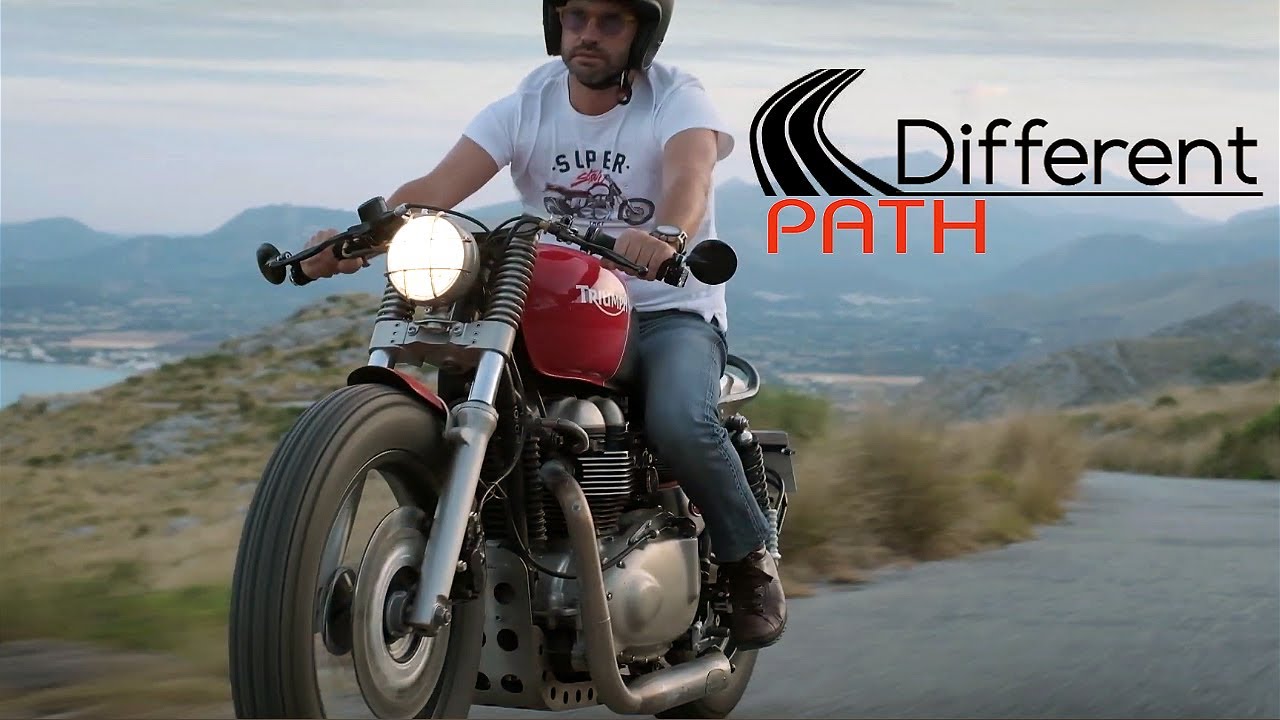 Cafe Racer (Triumph Thruxton 900 by Tamarit Motorcycles)