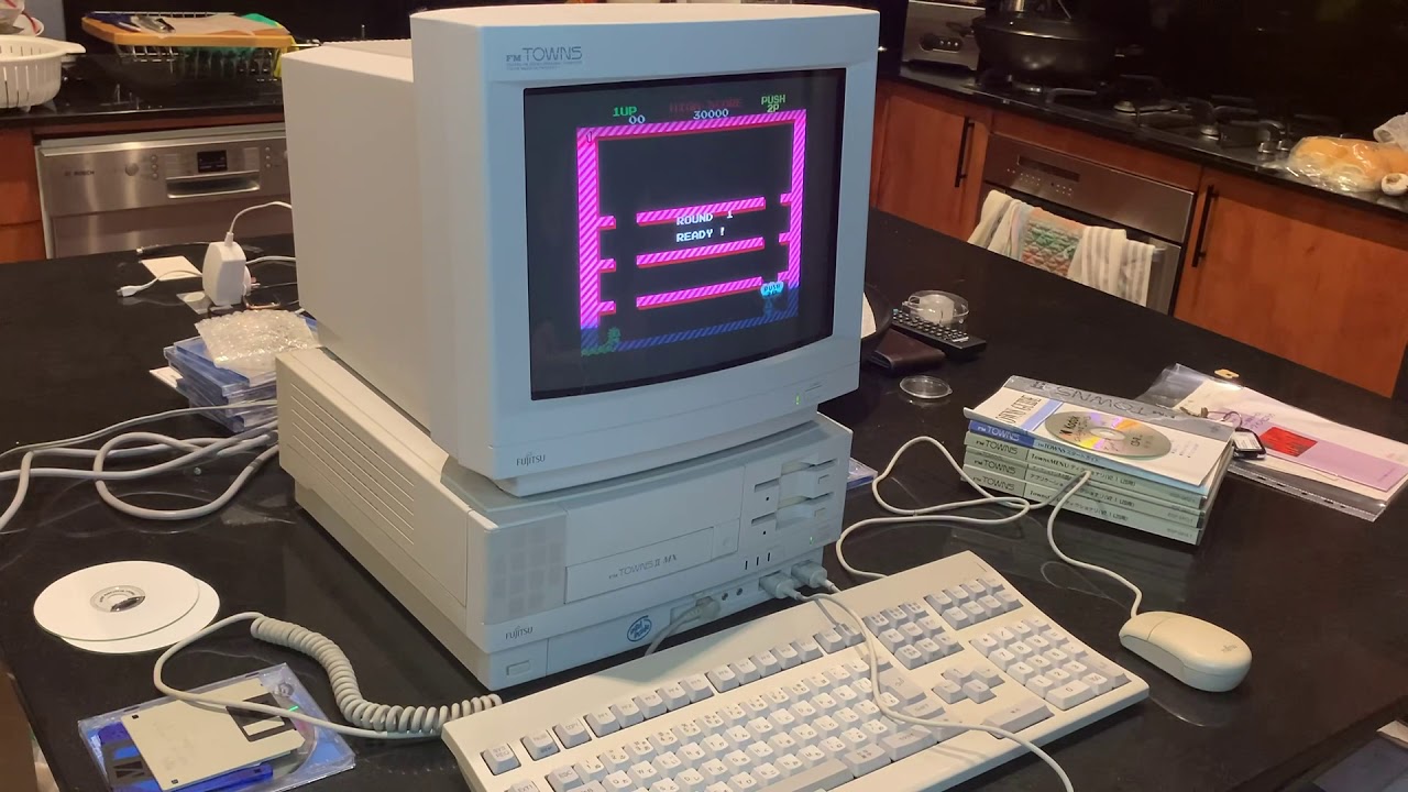 FM-TOWNS Playing Bubble Bobble