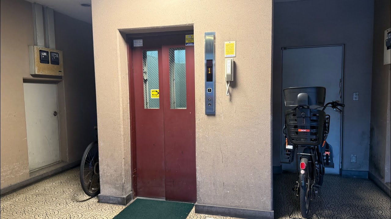 (操作盤と機能のみ更新)セレブラムⅢから更新されたエレベーター Renovated Toshiba elevator