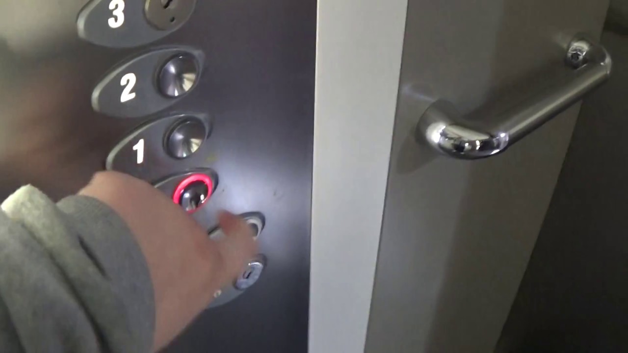 Otis Gen2 Elevator At The Tkmaxx Belfast