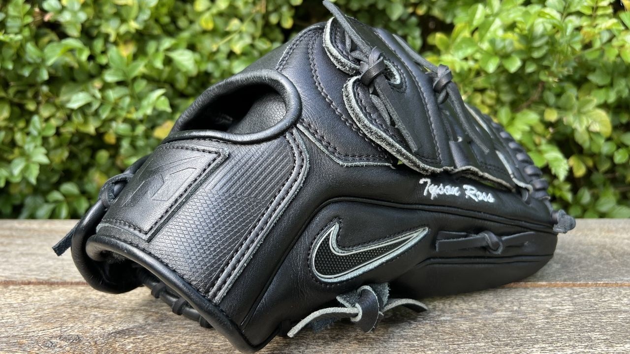 Tyson Ross game-used Nike N1 Elite Baseball Glove
