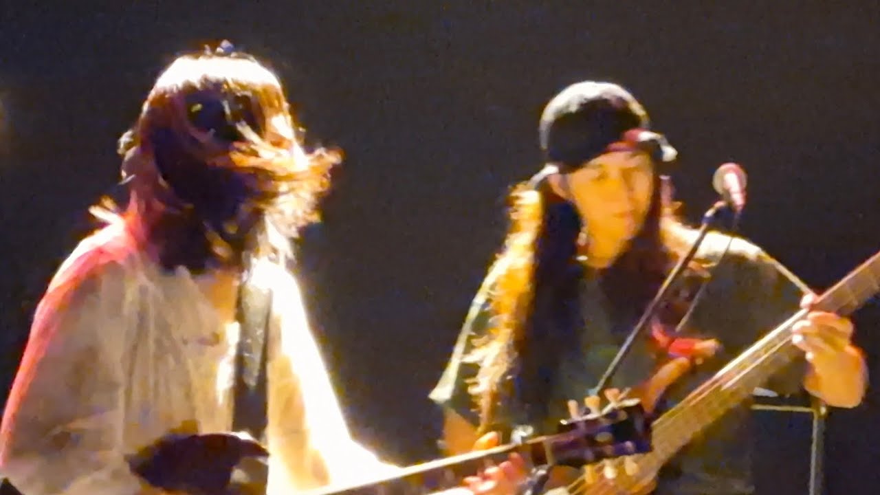 kanekoayano - 気分 / タオルケットは穏やかな (kanekoayano Live in Seoul)