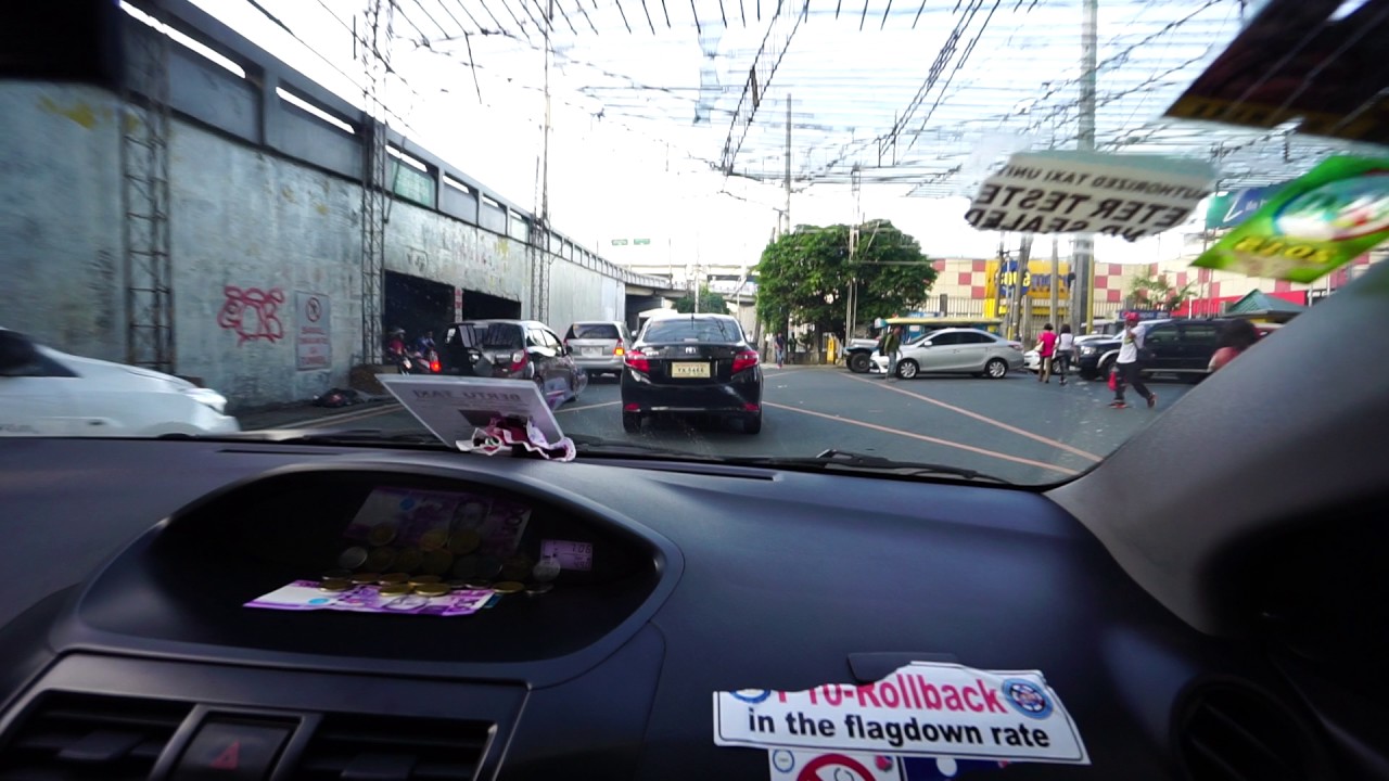 Philippines, Makati, taxi ride in morning traffic