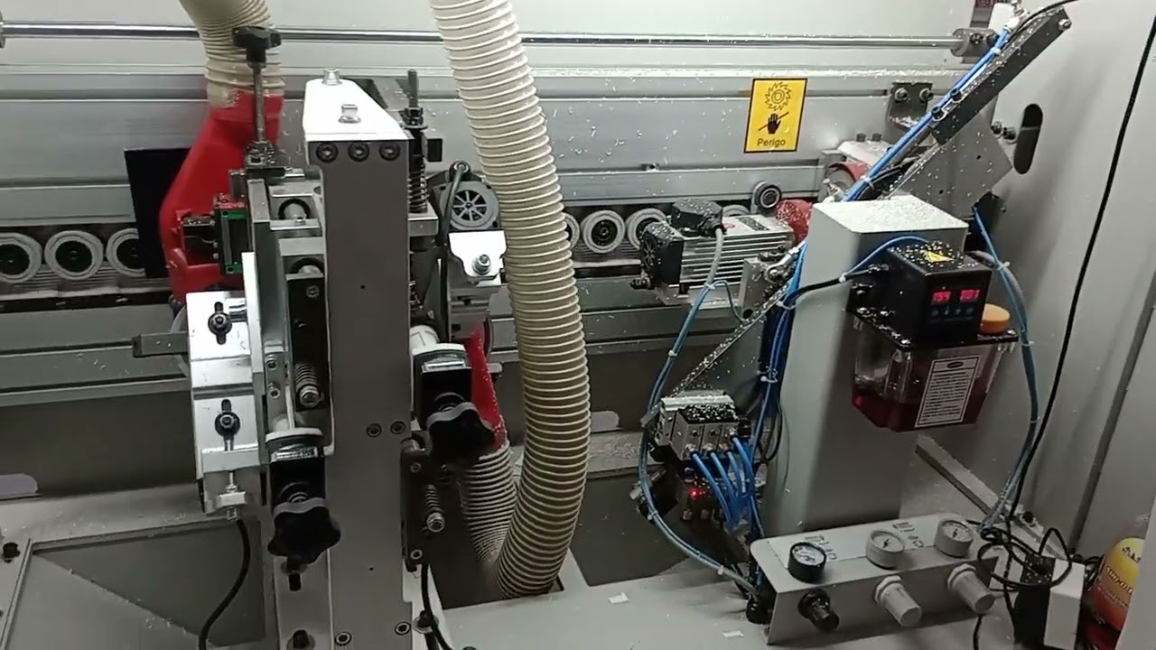 Coladeira de Bordas Automática AL-CA9-60 com Arredondados e Riscador de Canal | Marca ALCA