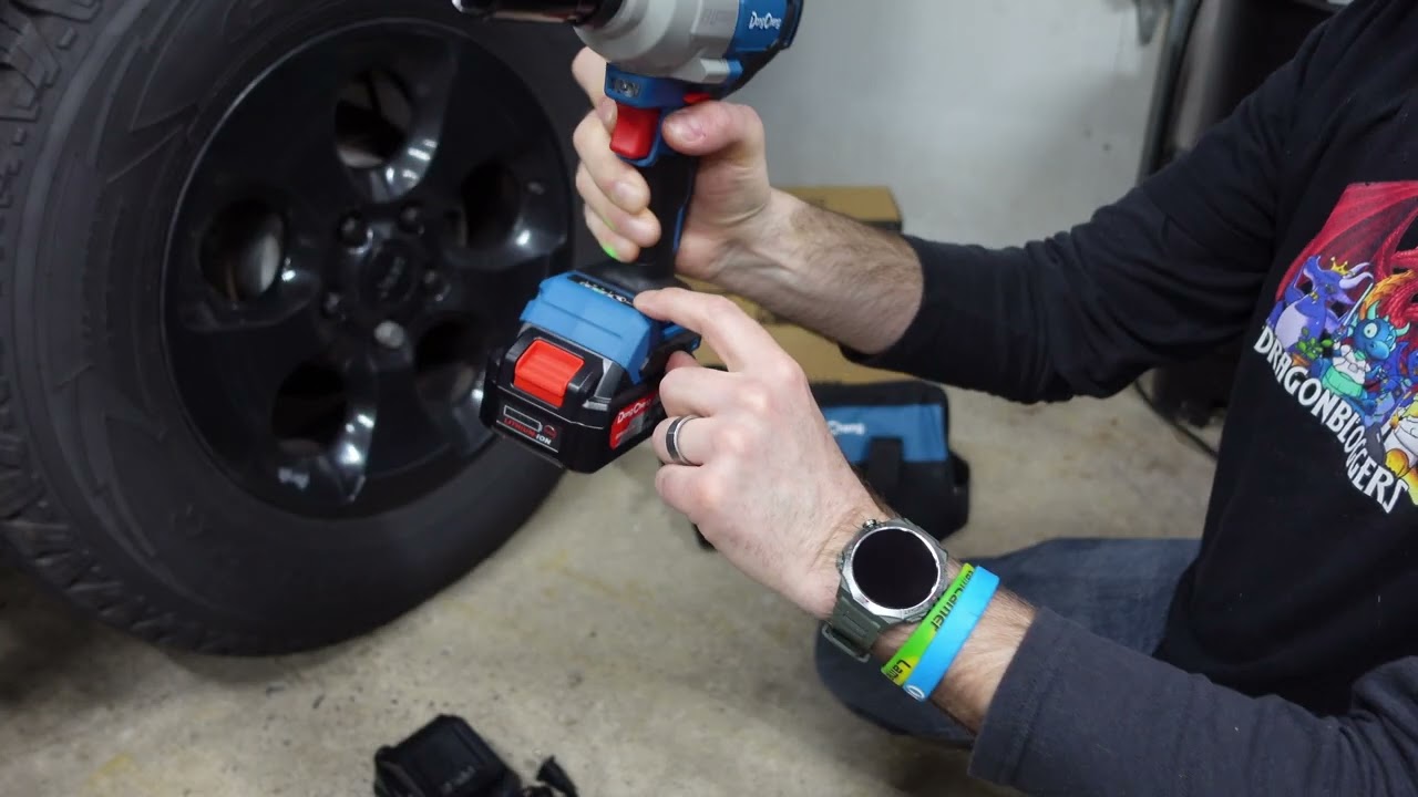 Using the Dong Cheng 20V Brushless Impact Wrench