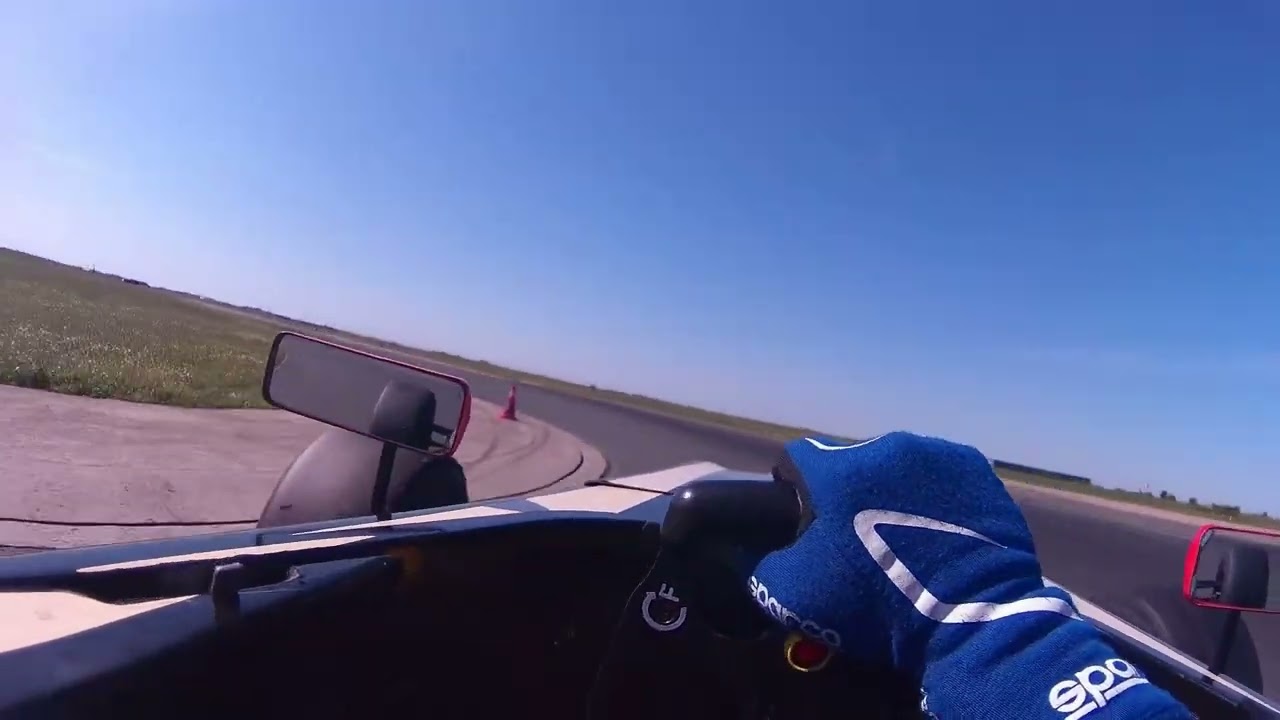 formule renault POV fontenay le comte - temps clair venteux