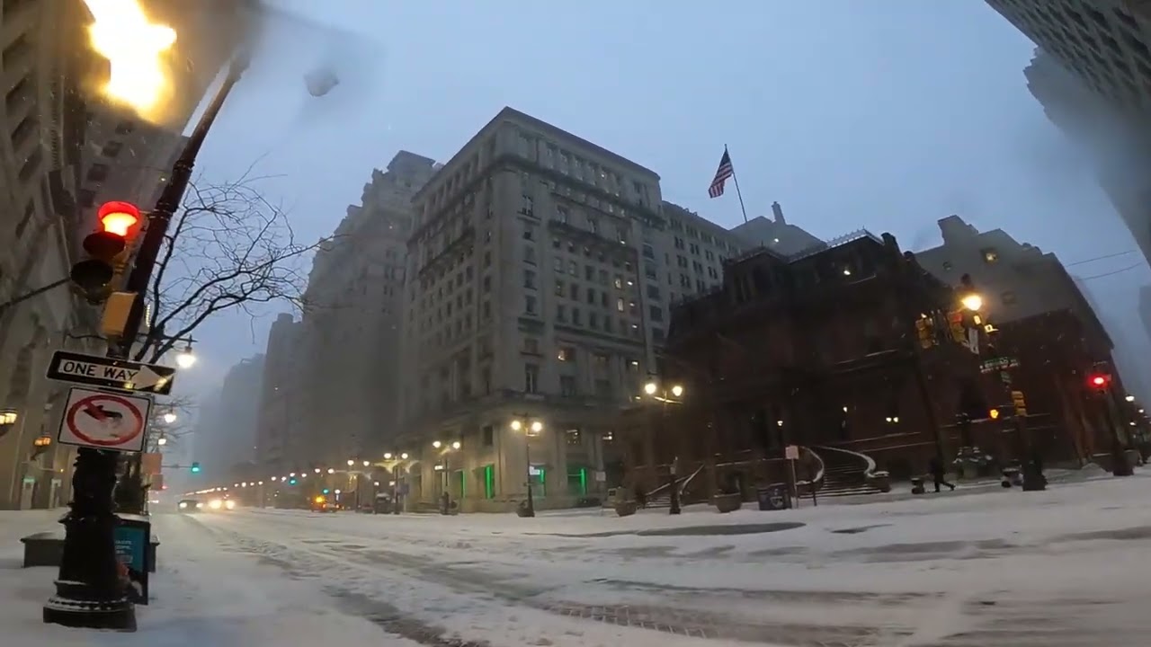 7 AM Morning SNOW WALK ❄️   Sansom West to French Quarter ❄️ Philadelphia PA   ASMR 4K