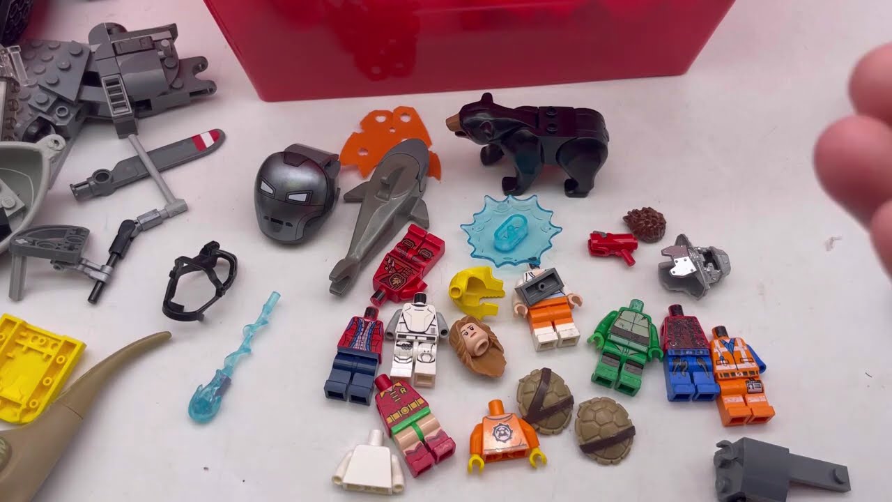 Находка Lego в комиссионном магазине! Давайте распакуем! Что я там нашел?
