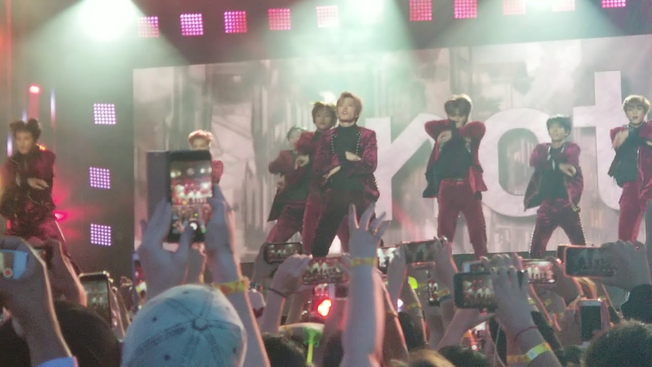 [181008 Mini Concert in LA] NCT 127 - Firetruck