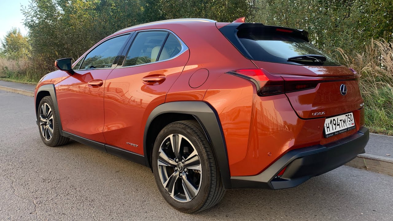 Взял Lexus UX250h - для города на трассе