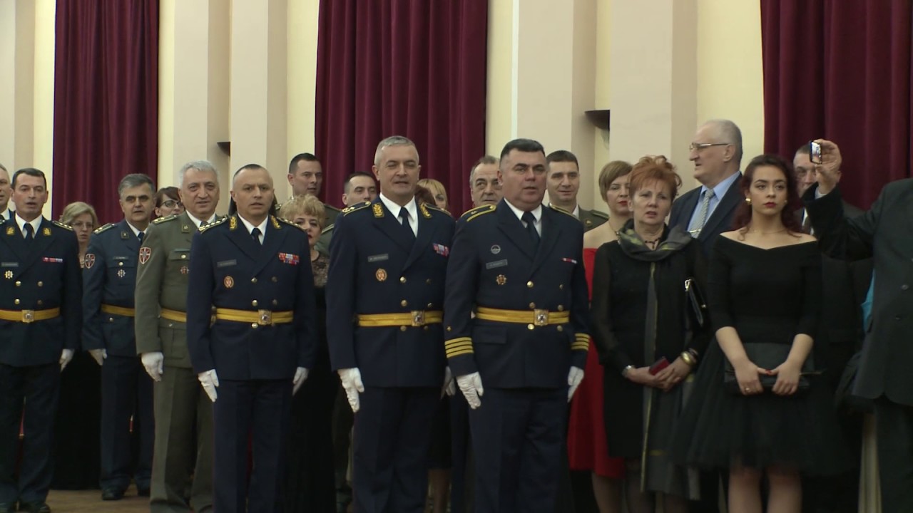Oficirski bal u Novom Sadu