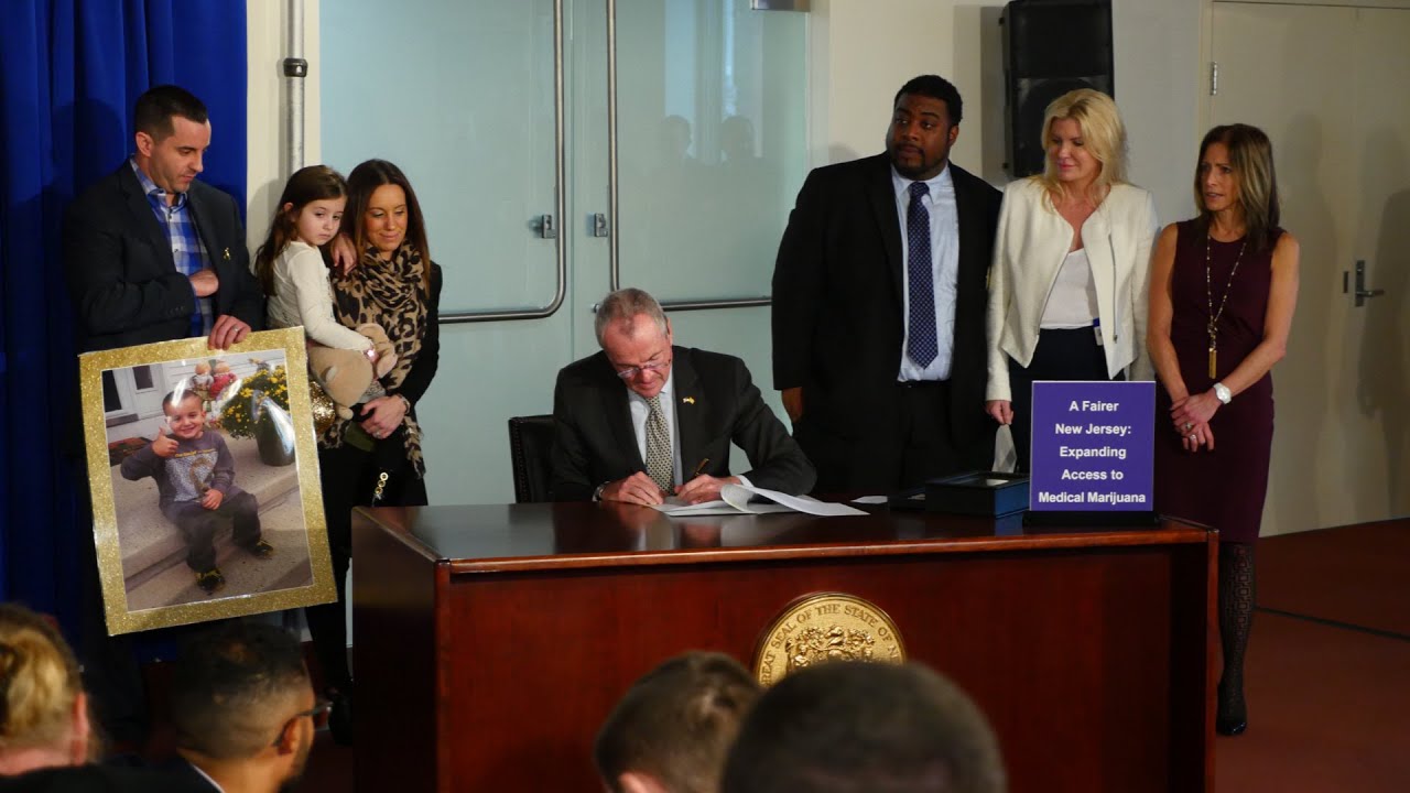 Eyeing expansion, governor orders review of state's medical marijuana program