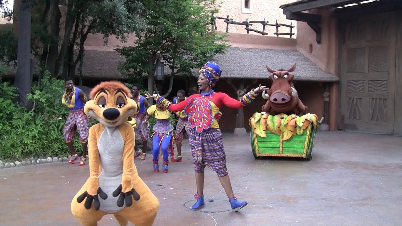 Timon's Matadance (The Lion King and Jungle Festival 2019) - Disneyland Paris