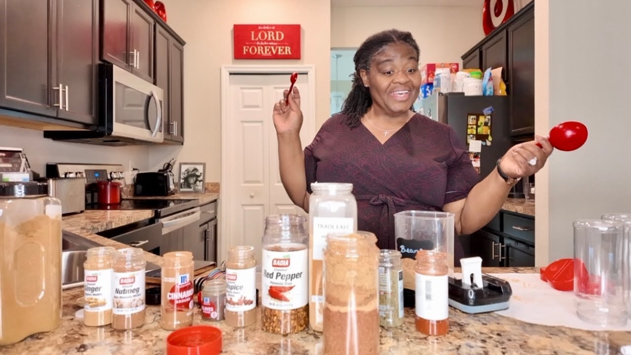 How To Make Complete & Caribbean Seasoning - No Sodium & MSG | Lower Blood Pressure #hypertension