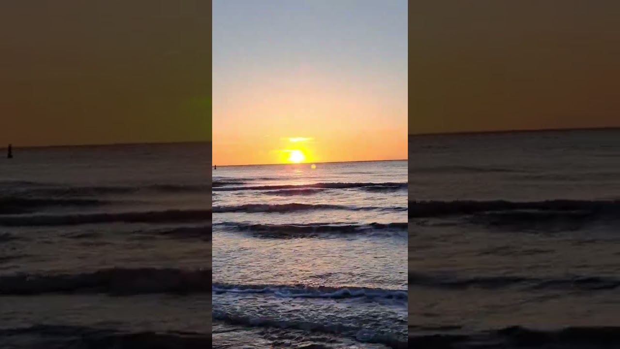 #sea #sun #summer #summervibes #enjoy #sunset #vacation #lovethesea #zealand #golden #frittomisto