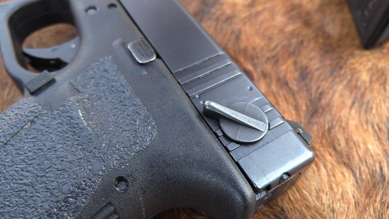 Hickok45 Shoots A Glock 18