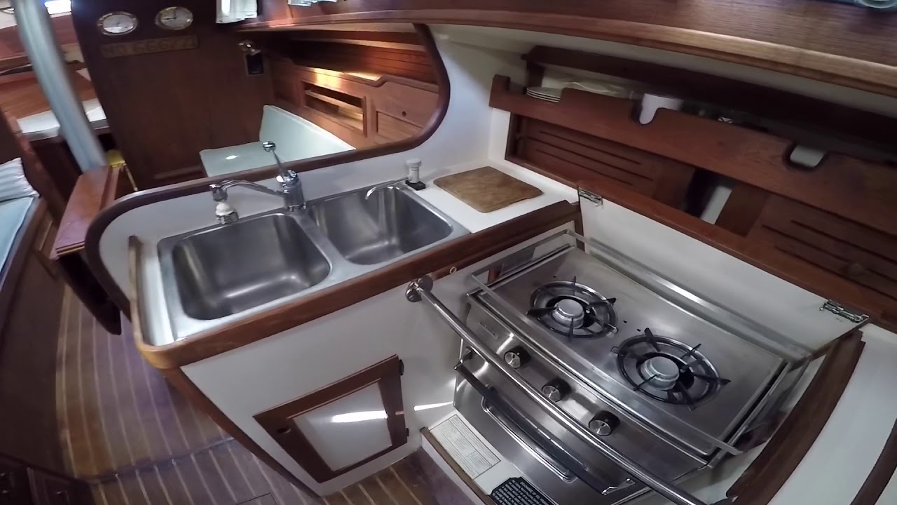 Cape Dory 31 Interior Tour