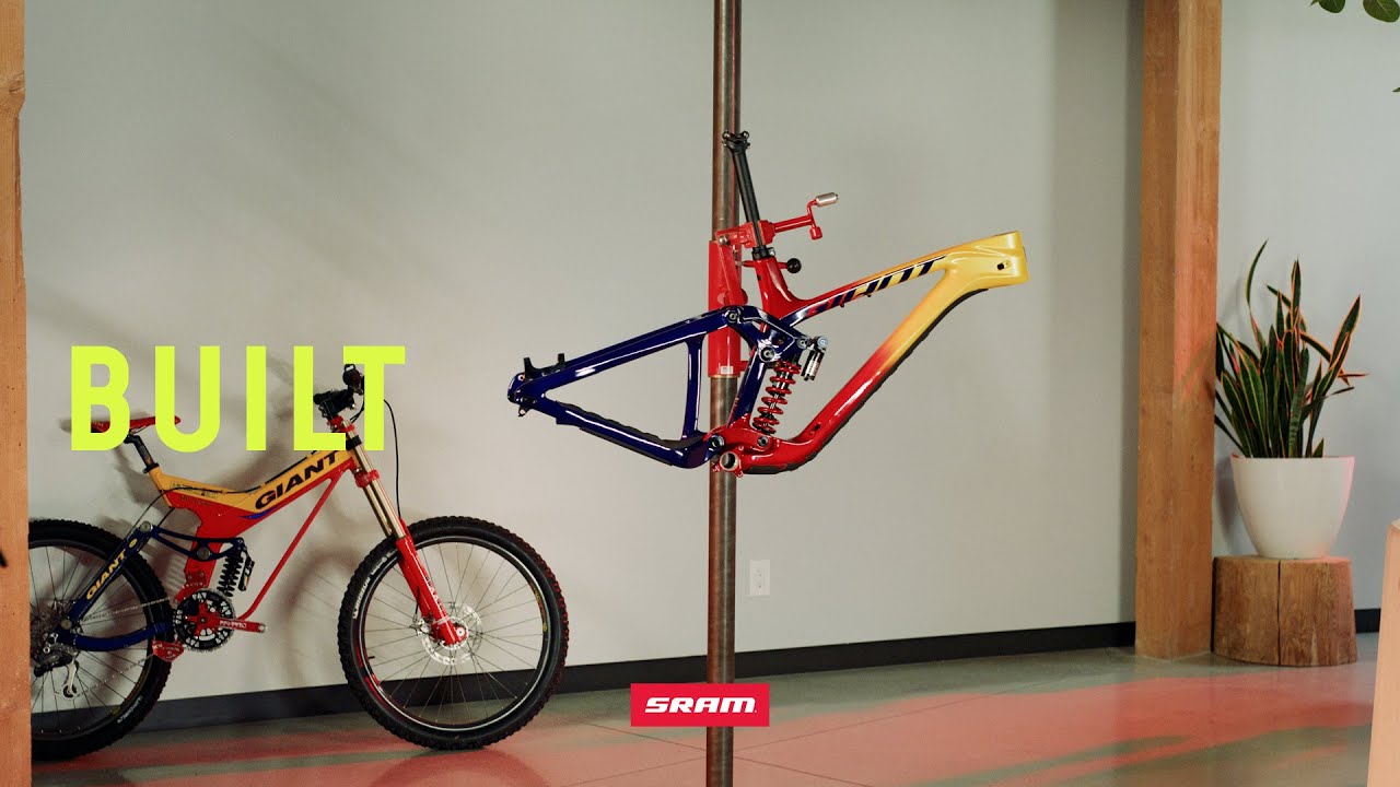 BUILT | Giant Glory Advanced with all-new RockShox Boxxer Ultimate
