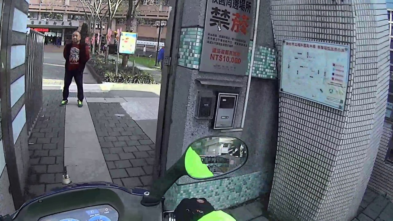1060324永利路救護車開道