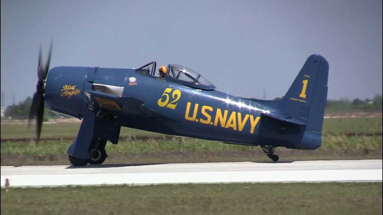 F8F Bearcat & F4U4 Corsair Punta Gorda FL Airshow 2012