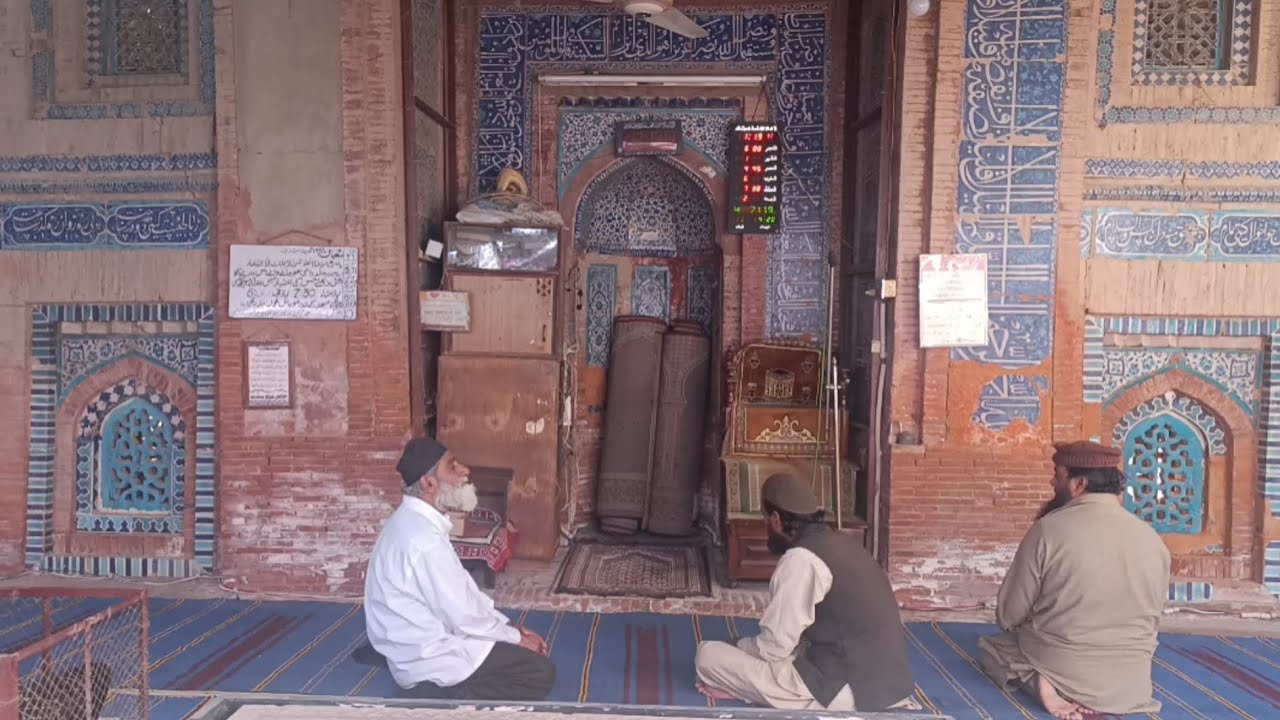 428 years old sawi(green)mosque