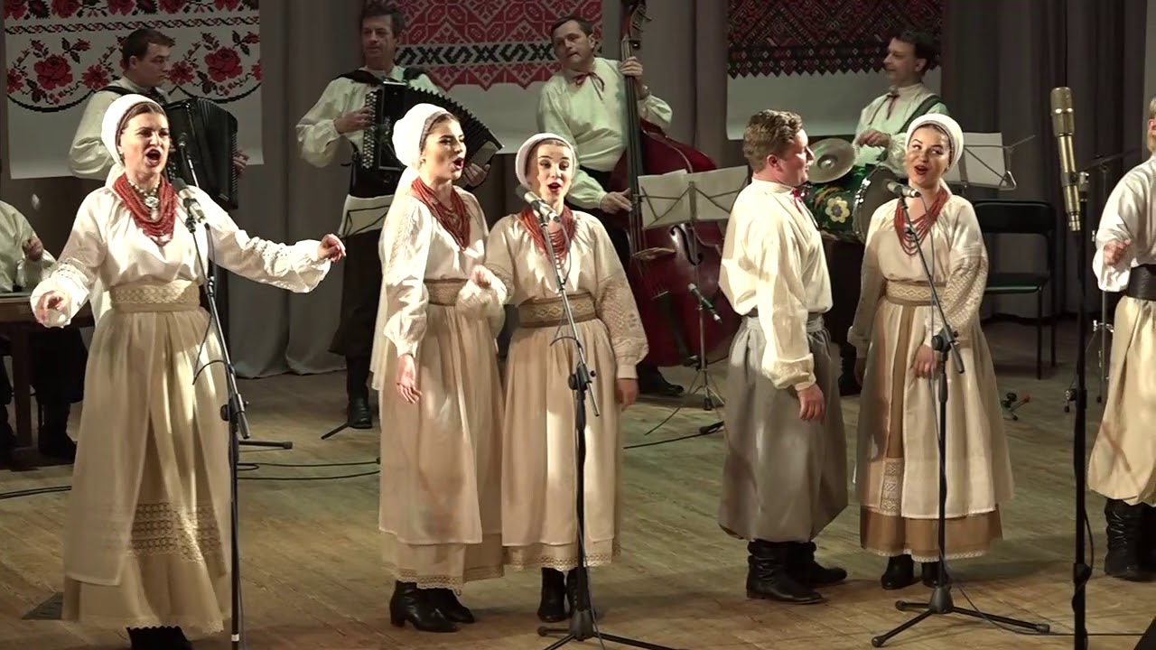 Ансамбль народної пісні та побутового танцю 