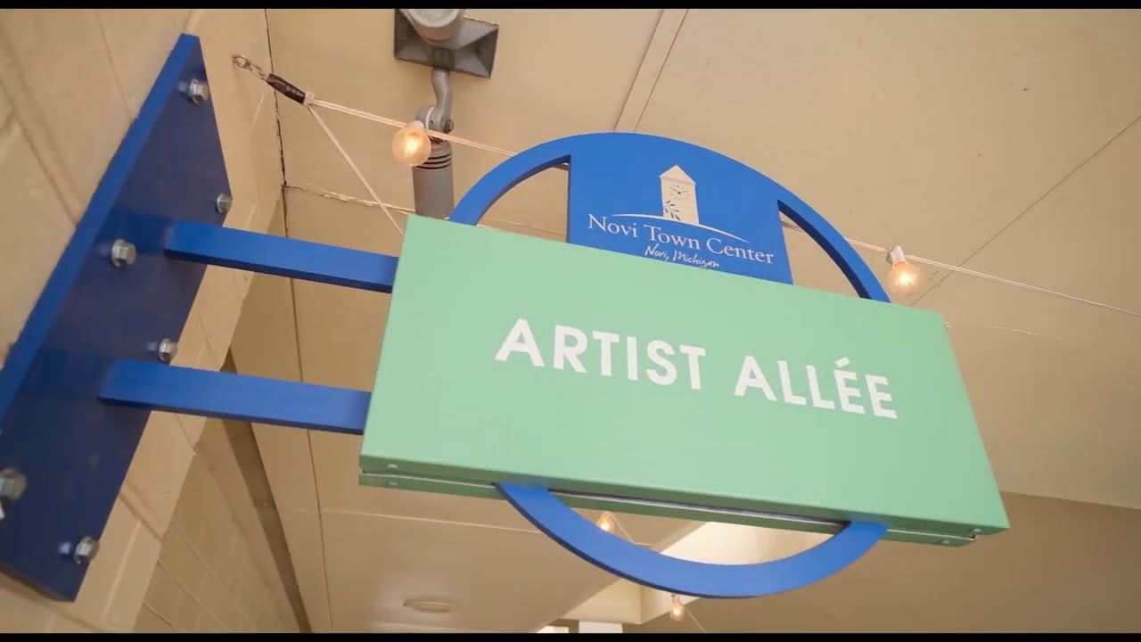 Artist Alle&eacute; - Novi Town Center