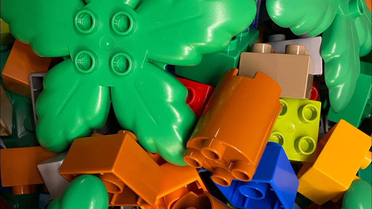Relaxing ASMR - Lego Duplo Building Blocks