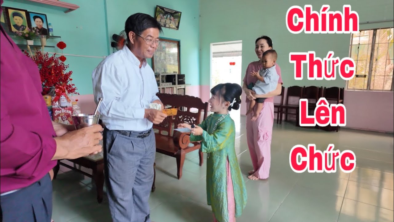 Mùng 3 Tết. Ut Mini Hồi Hộp Nhận Chức Vụ Mới Đón Tiếp Cha Đến Nhà Chúc Tết. || Ut Mini. 