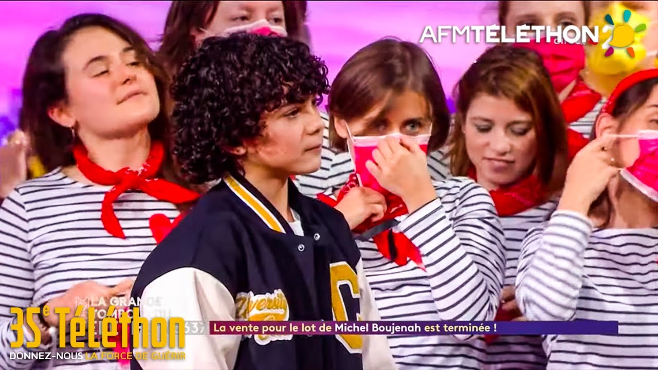 Enzo chante "Tic Tac" avec la chorale de la Fédération de Bridge pour le Téléthon 2021