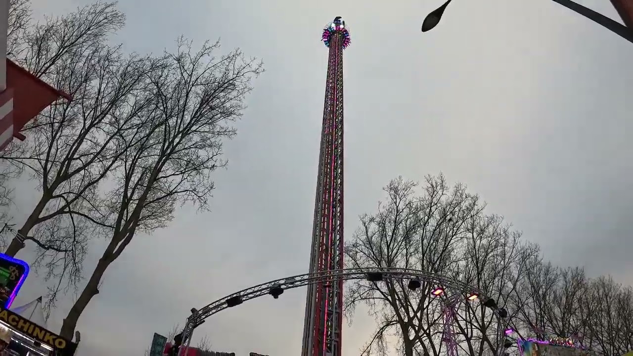 off ride méga King Tower