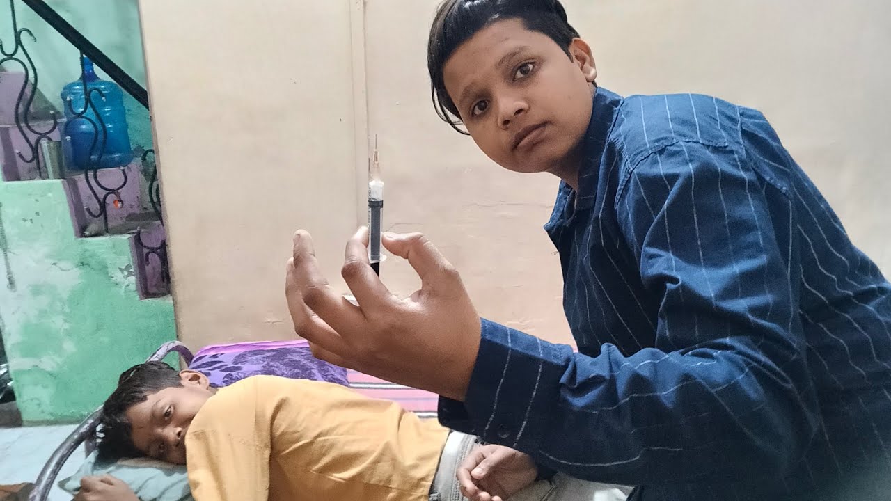 Barish se Aarav ki tabiyat Ho Gai Kharab 🥵  lagana pada injection 💉