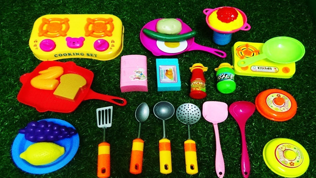 NEW MINI YELLOW KITCHEN PLAY SET  TOYS WITH FOOD,FRUIT AND SAUCES BOTTLES FOR KIDS