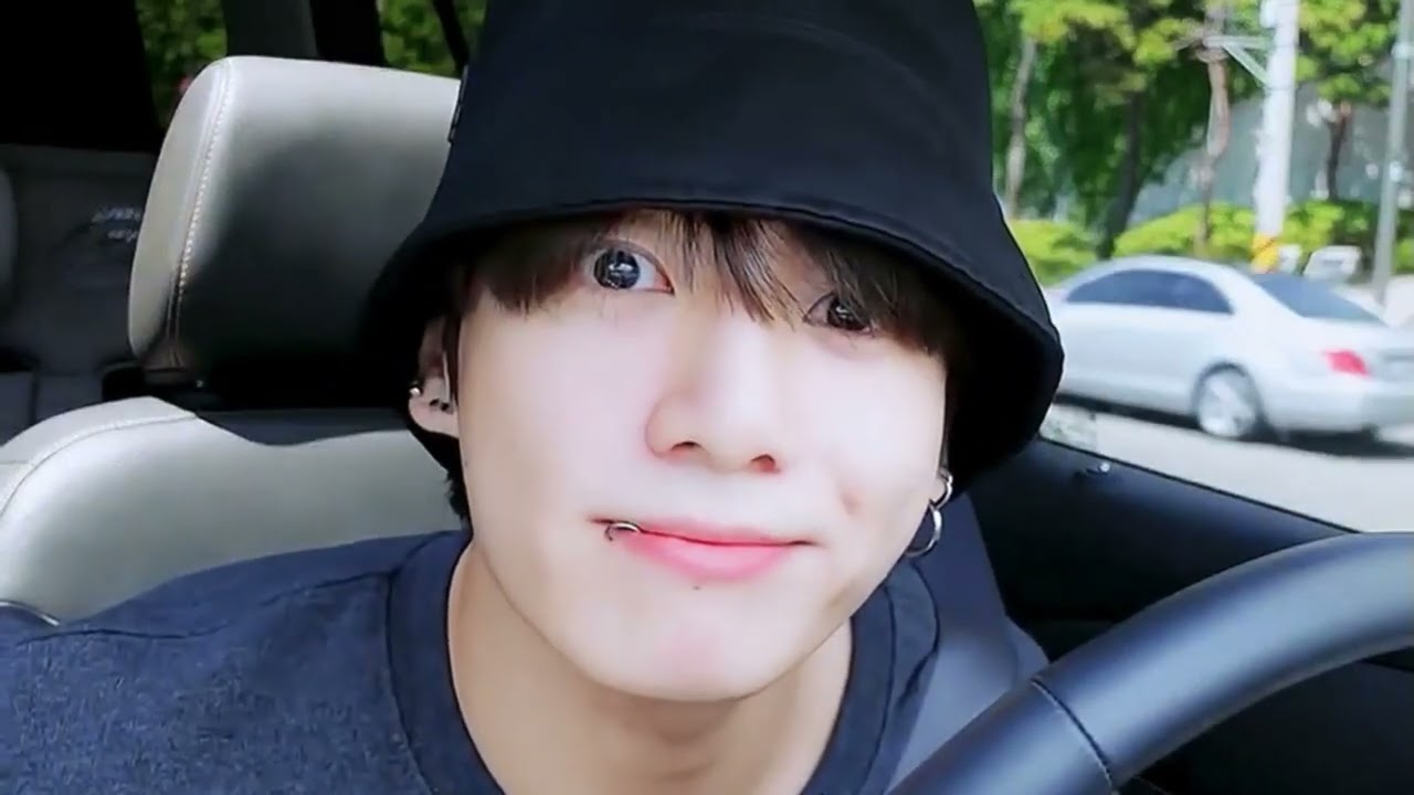 Jungkook - satellite fmv
