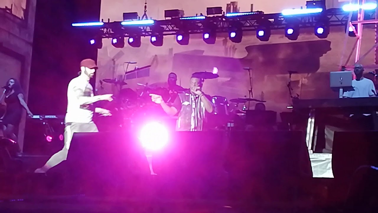 Eminem Revival Tour Milano - My Name Is / The Real Slim Shady / Without Me