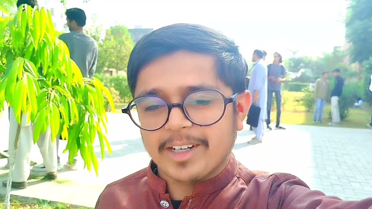 Humaree Uni may Ya b tha kia ??||Akhir Humaree Uni may Or kia kia ha??#Sir_Syed_Case_IT University.