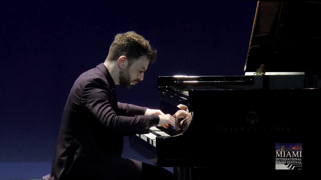 DAVID KADOUCH PLAYS FREDERIC RZEWSKI WINNSBURO COTTON MILL BLUES