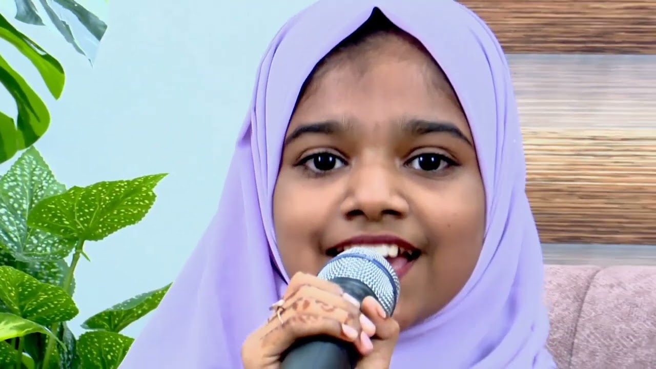 Azhakerunnolevaa.....🥀🌷🍂#song #cover #coversong #music #singing