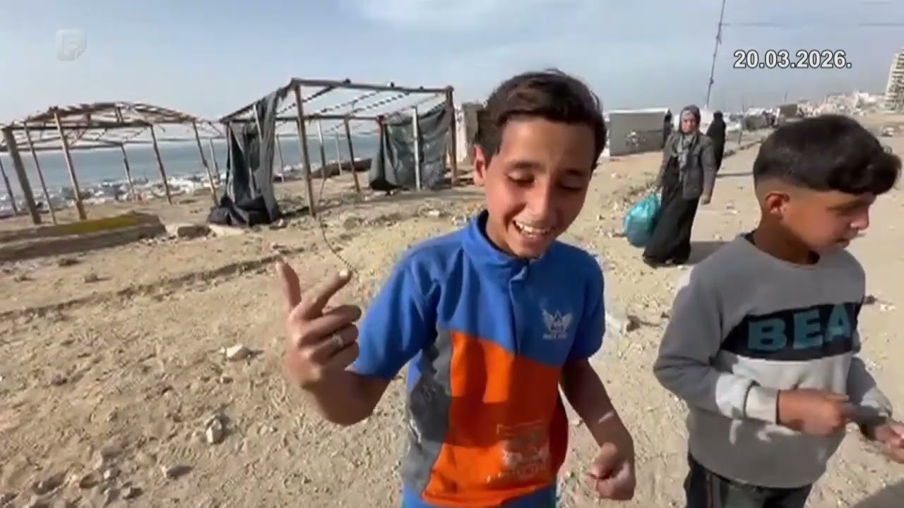 Palestinci na ruševinama klanjali bajram-namaz, najmlađi radost pronalaze u igri