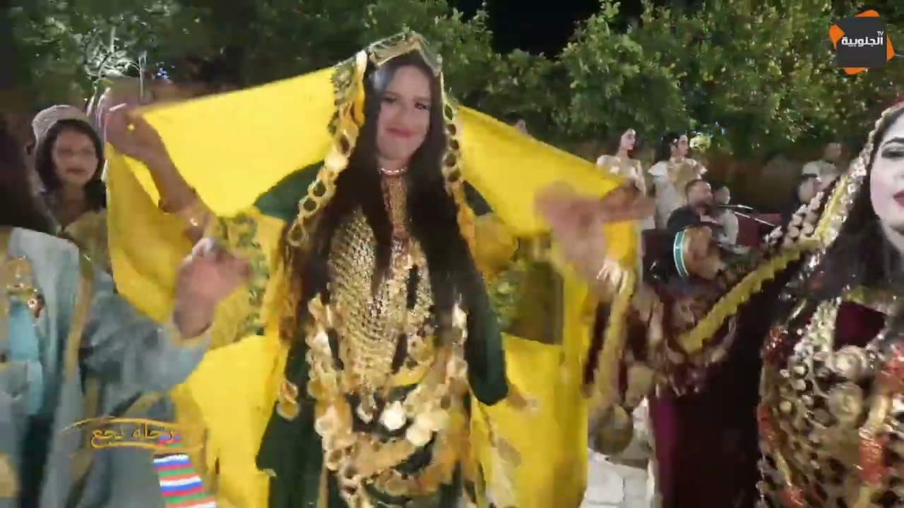 الفنان حلمي مطر يحفلها في رحلة نجع بغناية ''ماعاد أصحاب في الدنيا ماعاد أصحاب'' 🎼🎹🎼