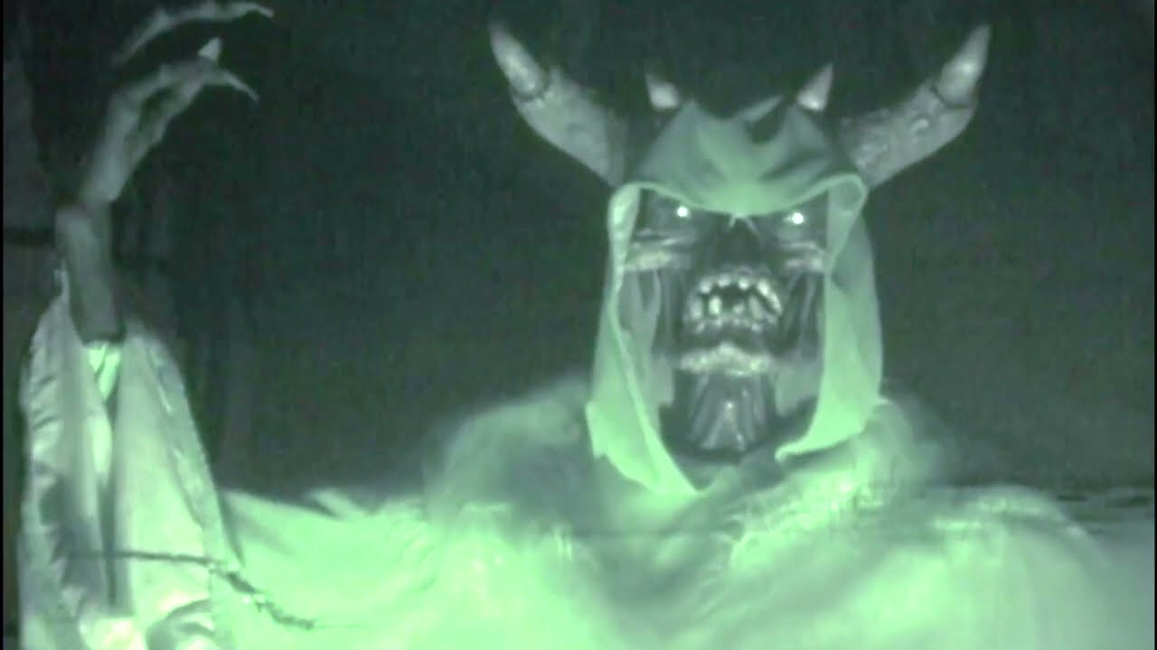 Horned King Animatronic - Cinderella Castle Mystery Tour Tokyo Disneyland