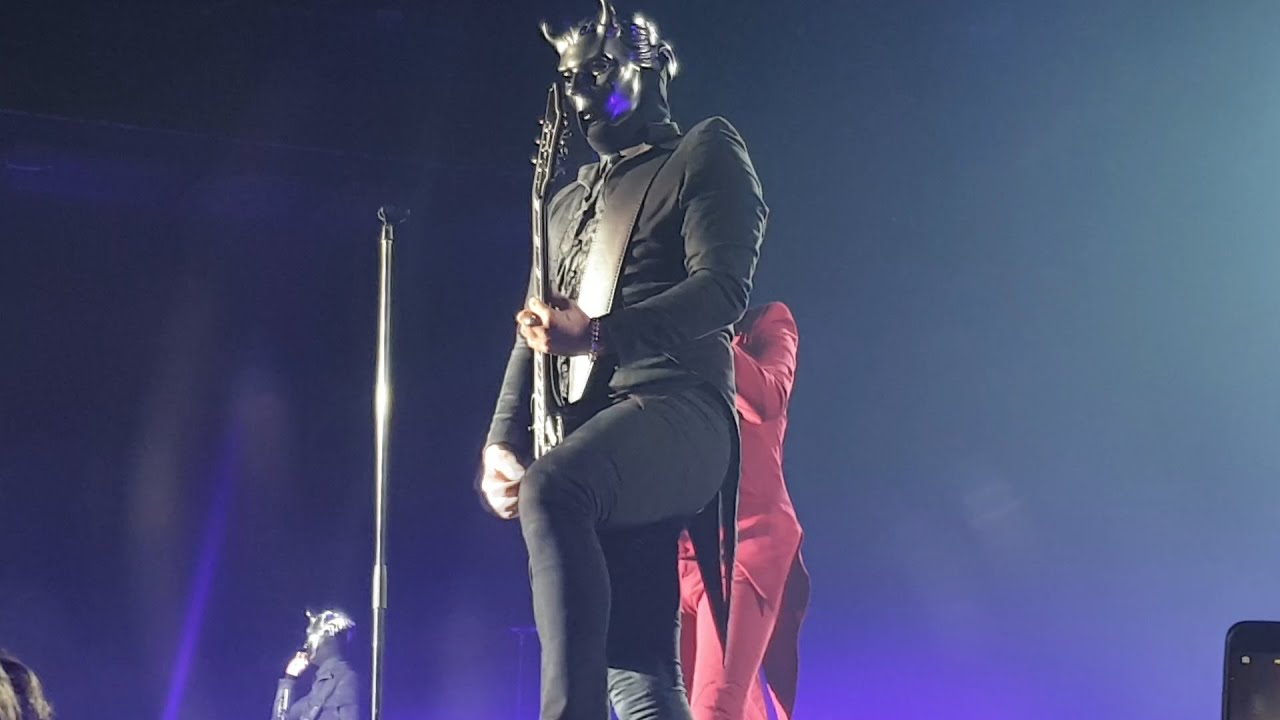 Ghost - Mary On A Cross (live 17/12/19 @ Rockhal, Luxembourg)