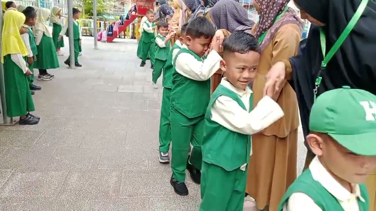 Hari Pertama di Semester 2