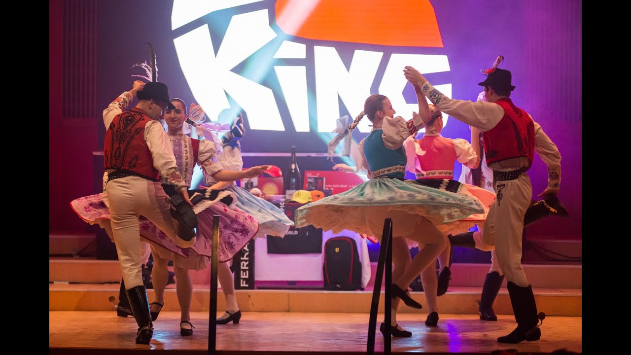 WOW! Formula 1 intro: The Slovak traditional version | EisKing TOUR