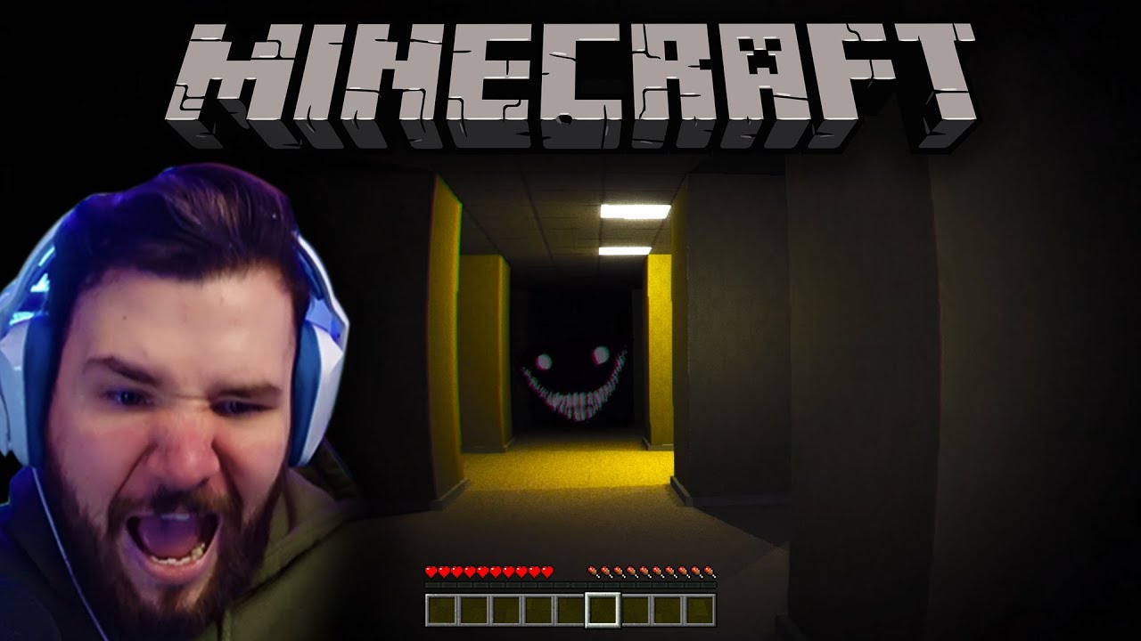 I Escaped The Backrooms in Minecraft… Barely