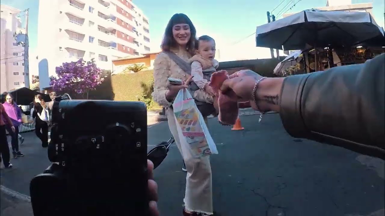 Fotografia de rua com Sony A7IV Lente 50mm 1.8 POV INSTA360