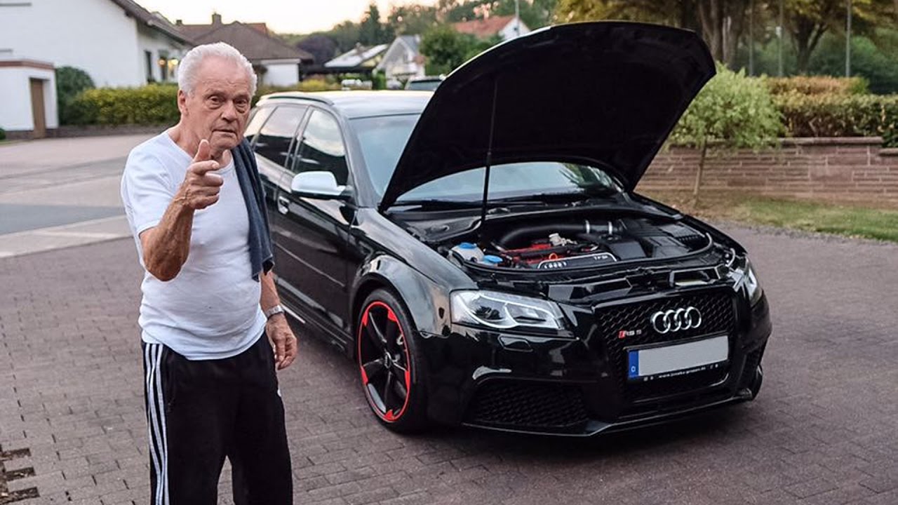 Manni und sein Bentley Grüner  Audi RS 3