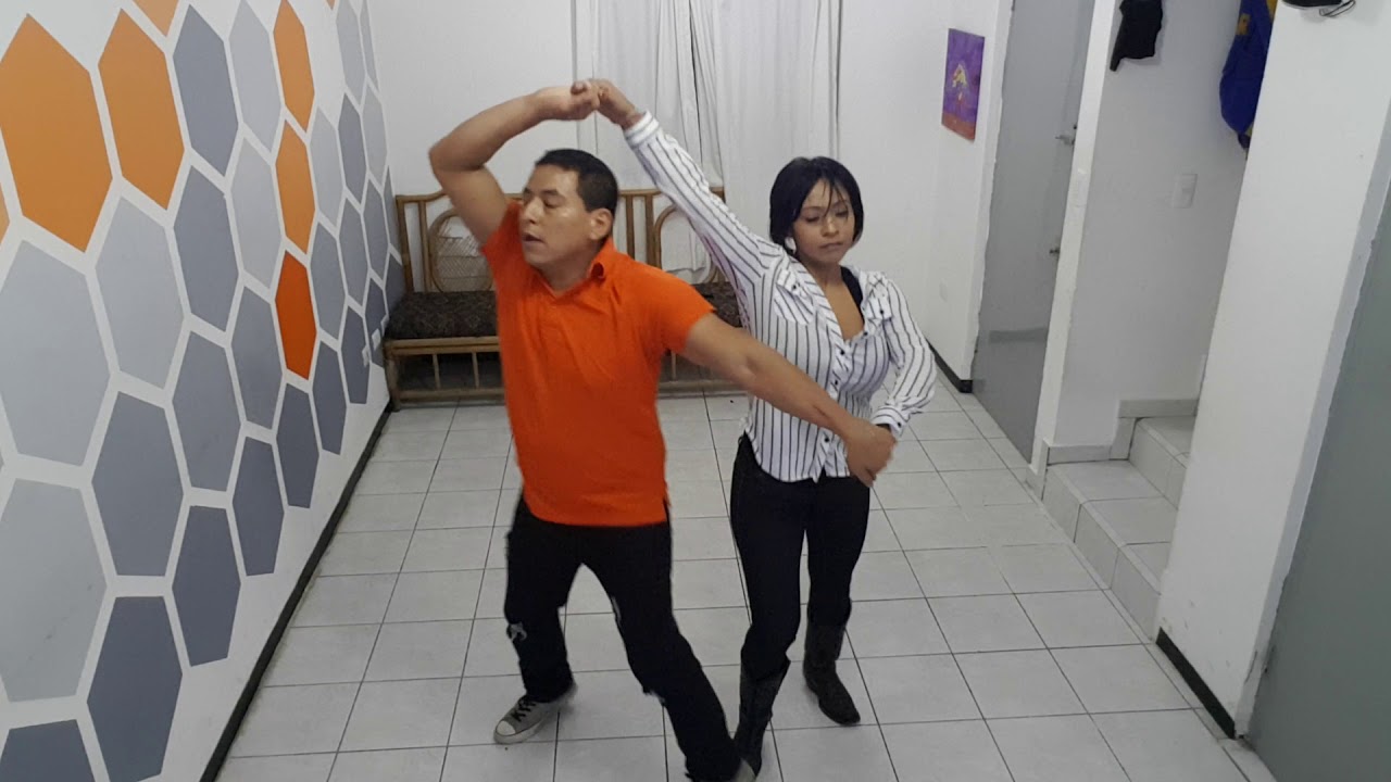 La Chuzma.  Sin perdón bailando cumbia matona en clase de baile los mejores pasos .... PPCM